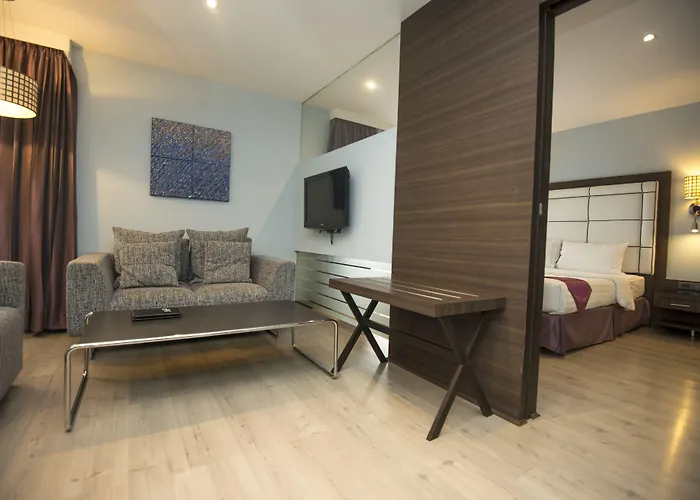 Sukhumvit Отель 3*